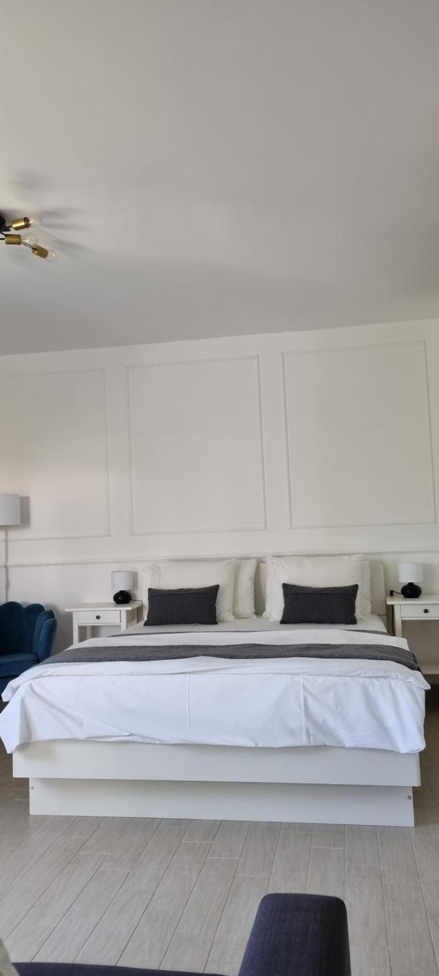 Modern Apartment In The Heart Of 奈维斯 外观 照片